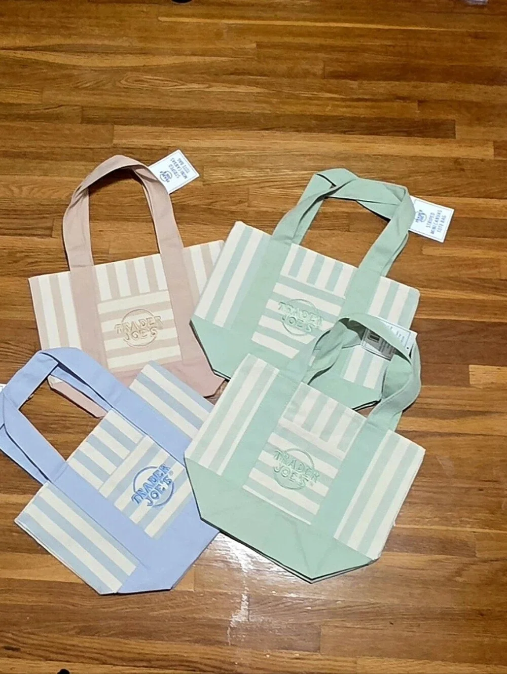 Trade Joes Straps Mini Tote Set of 4- Limited Edition BRAND NEW